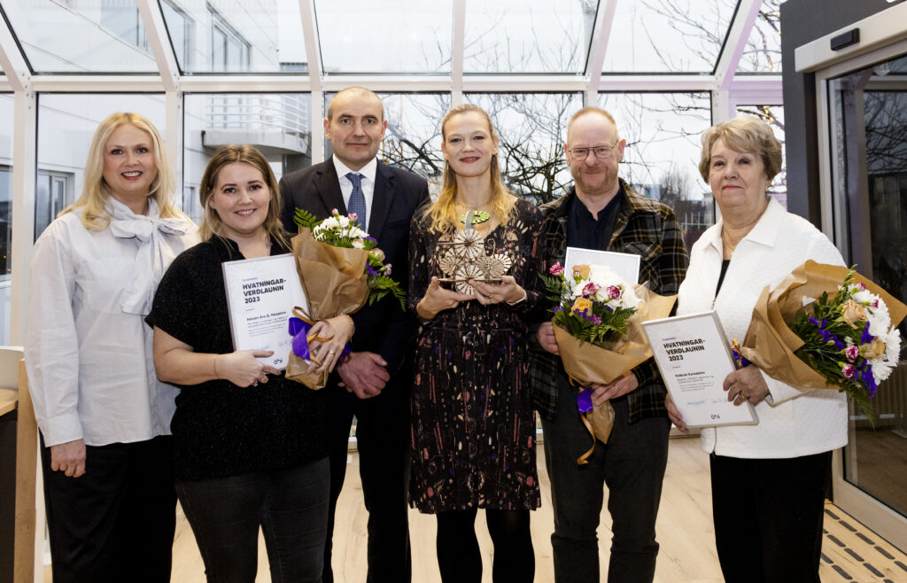 Verðlaunahafi 2023 ásamt tilnefndum