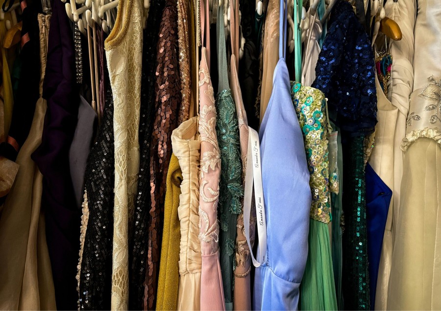 Fataslá með glitrandi sparikjólum í mörgum litum