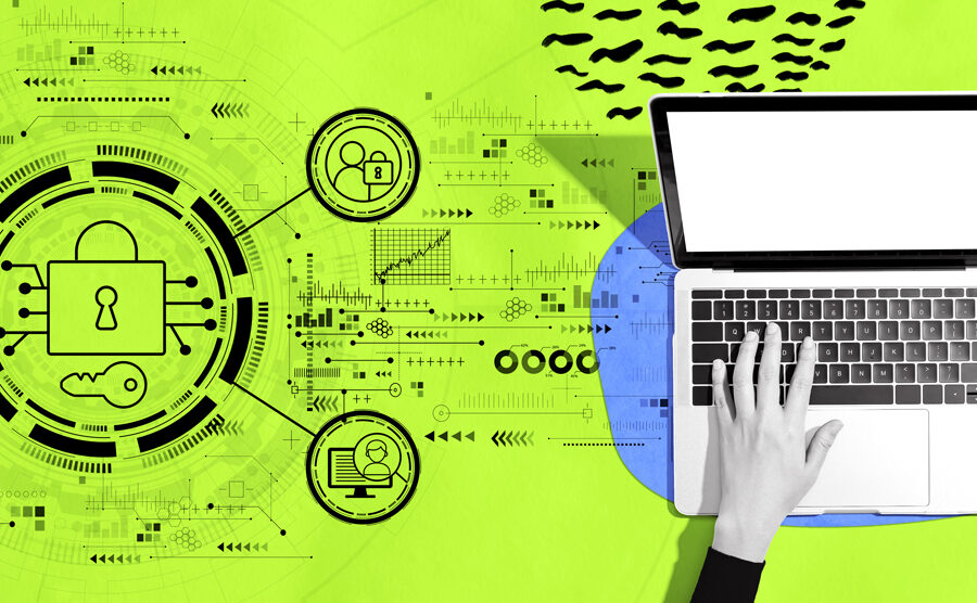 Einstaklingur vinnur við fartölvu; teiknað stafrænt net og hengilás tákna netöryggi og gagnavernd.